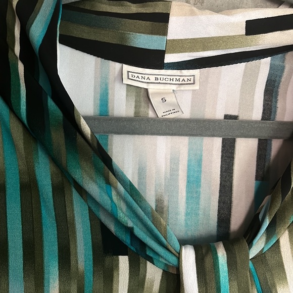 Dana Buchman business casual sleeveless blouse - Picture 2 of 6